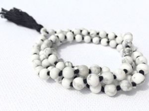 white howlite mala beads