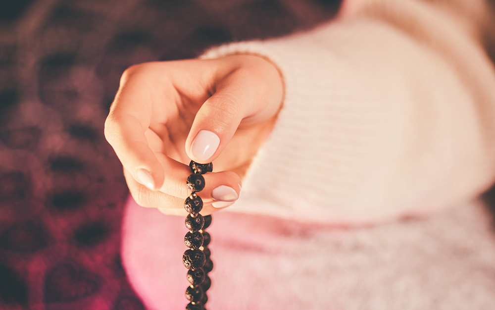 How to Use Mala Beads for Meditation - Awake & Mindful